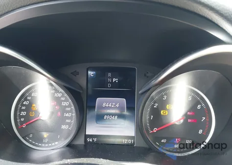 2016 Mercedes-Benz C 300 Luxury/Sport z USA, uszkodzony, nr VIN 55SWF4JB8GU159956